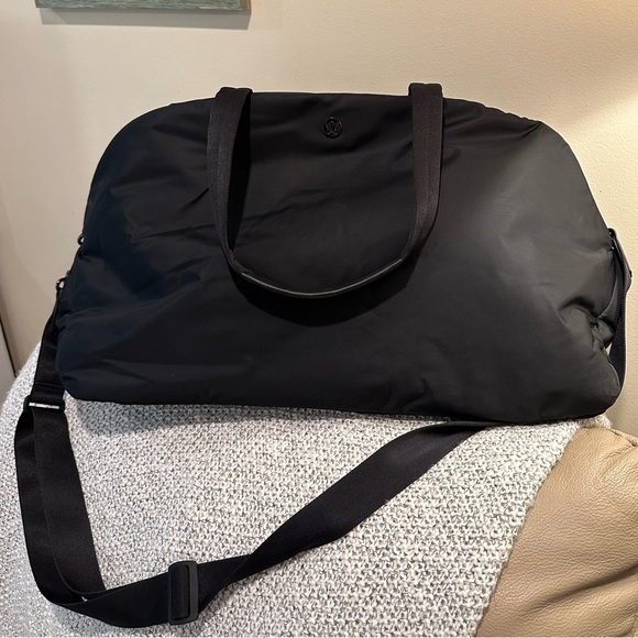 lululemon athletica Bags Lululemon Go Getter Padded Weekender 34l